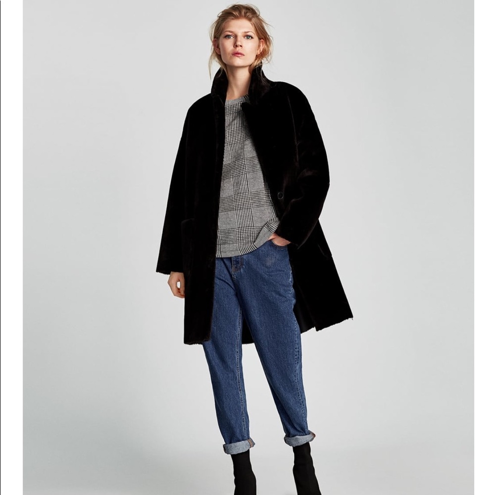 ZARA Soft Feel Checker Sweater. NEW